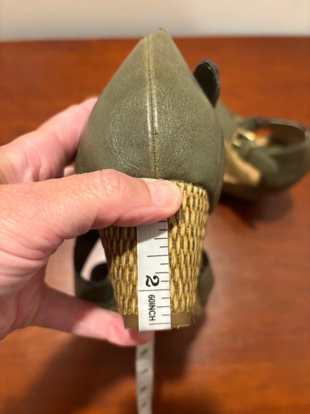 Aerosoles Enlighten Faux Leather Wedge Sandals Olive Size 12